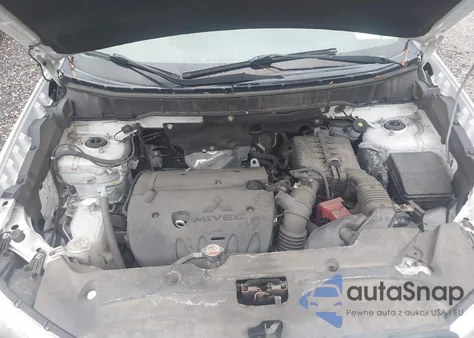 2017 Mitsubishi Outlander Sport 2.0 Es/2.0 Le z USA, uszkodzony, nr VIN JA4AR3AU9HZ067033